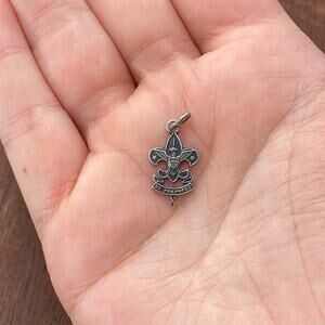 Vintage 925 Sterling Silver Boy Scout First Class Rank Pendant Bracelet Charm